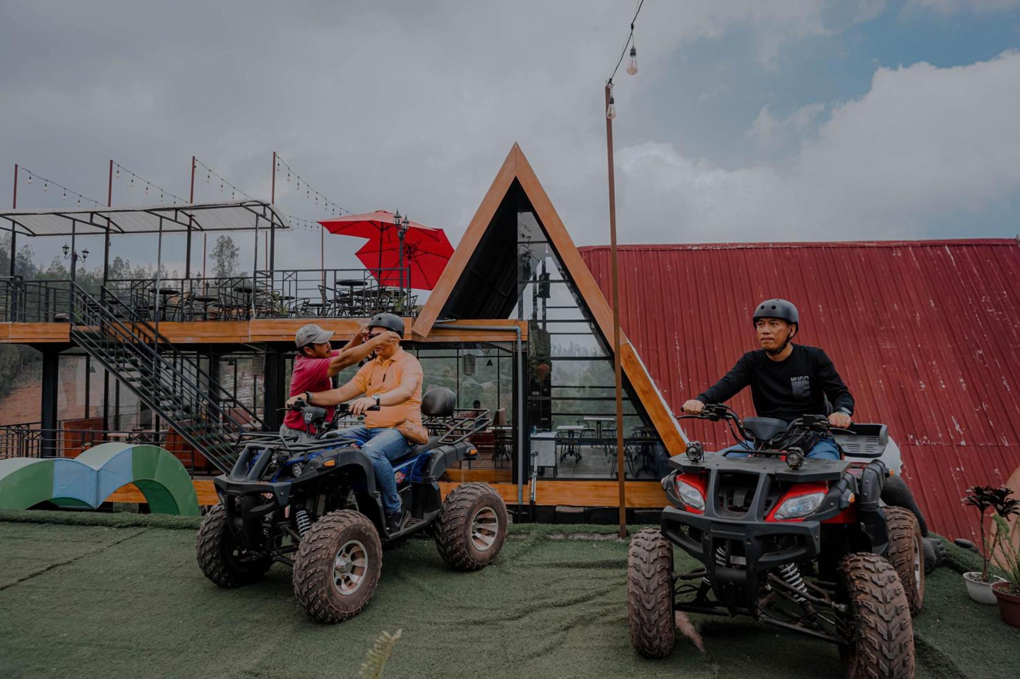 Hotel Nature Bromo And Resort Pasuruan Extérieur photo