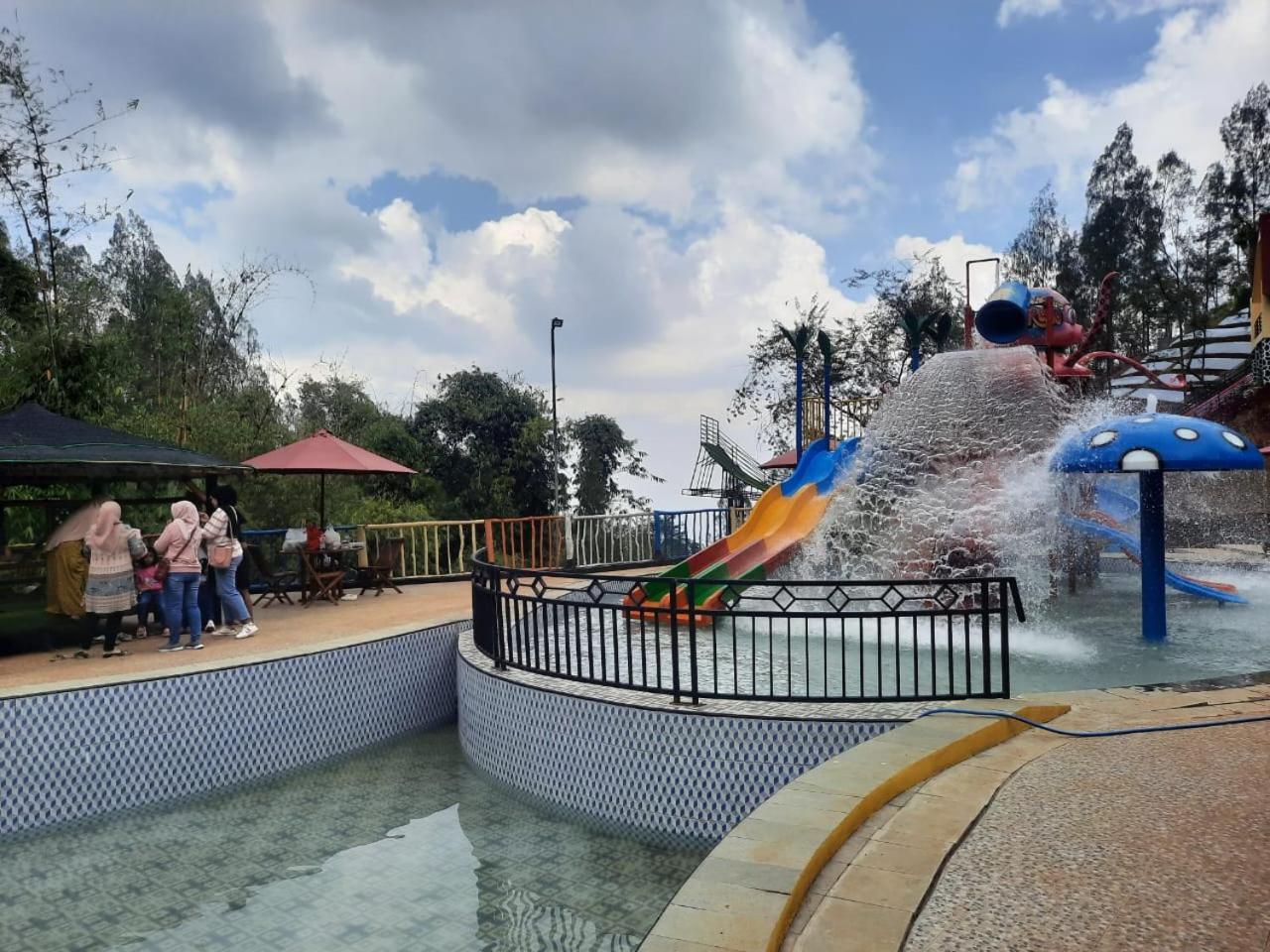 Hotel Nature Bromo And Resort Pasuruan Extérieur photo